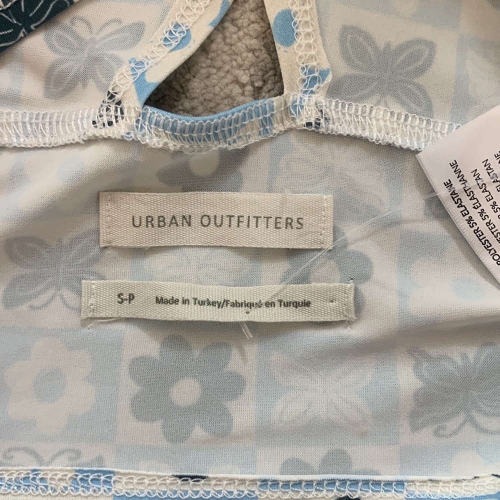 Checkerboard Tie-Back Halter - Picture 3 of 4